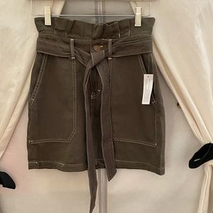 NWT Free People Paper Bag Skirt in Size 0.